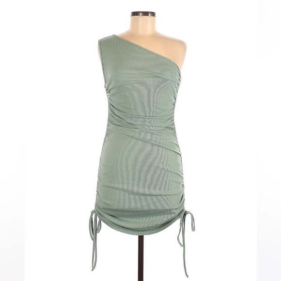 SHEIN Dresses & Skirts - Shein Green Ruche Dress Size Medium